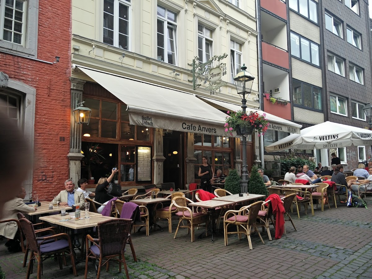 Café & Bistro Anvers / Aachen